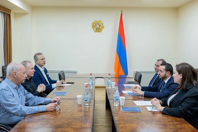 Minister Mkhitar Hayrapetyan Received the Senior Vice President of Synopsys’ Engineering Excellence Group